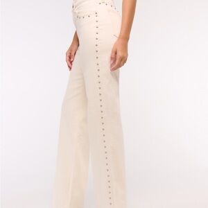 Abercrombie & Fitch Curve Love High Rise Relaxed Jean